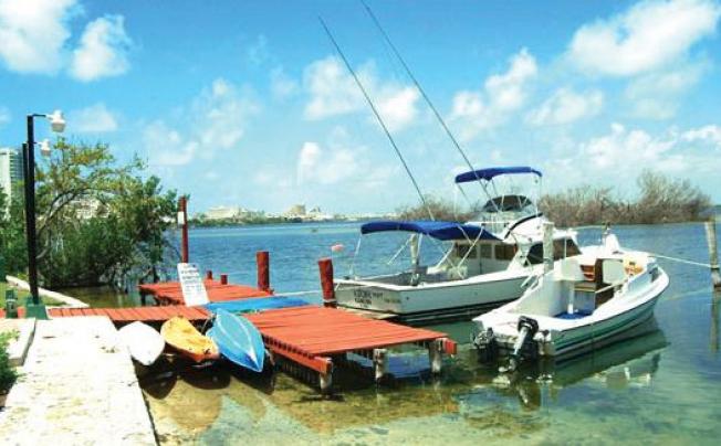 Фото отеля Selina Cancun Laguna