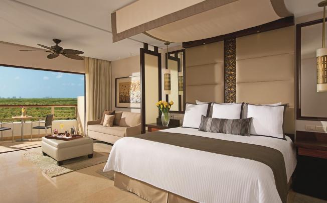 Фото отеля Secrets Playa Mujeres Golf & Spa Resort