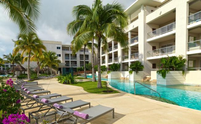 Фото отеля PARADISUS PLAYA DEL CARMEN LA ESMERALDA