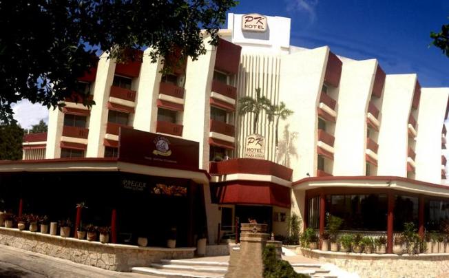 Фото отеля Plaza Kokai Cancun Hotel (ex. Best Western Plaza Kokai Cancun)