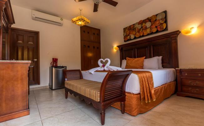 Фото отеля Las Golondrinas Hotel