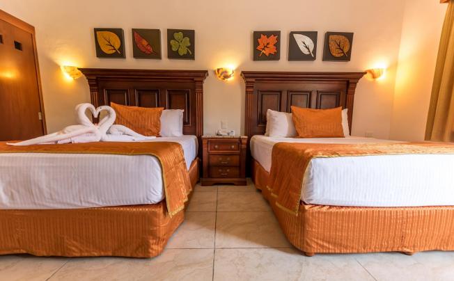 Фото отеля Las Golondrinas Hotel