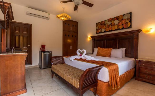 Фото отеля Las Golondrinas Hotel