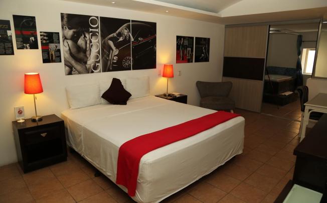 Фото отеля Mayafair Desing Hotel