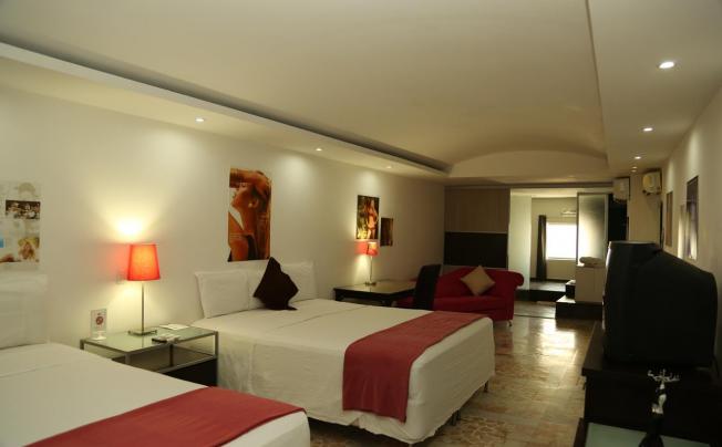 Фото отеля Mayafair Desing Hotel