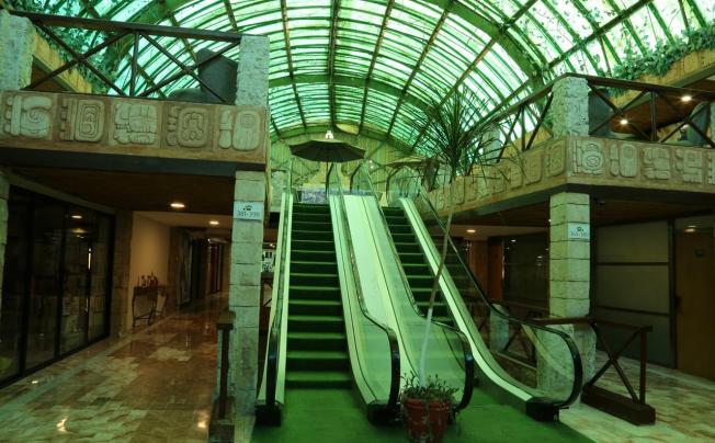 Фото отеля Mayafair Desing Hotel