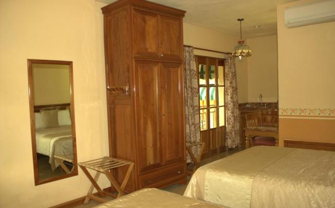Фото отеля Cancun International Suites