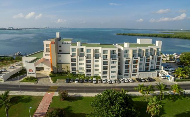 Фото отеля Real Inn Cancun