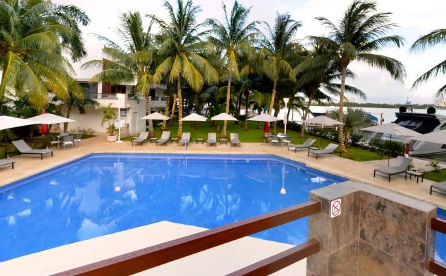 Фото отеля Sina Suites