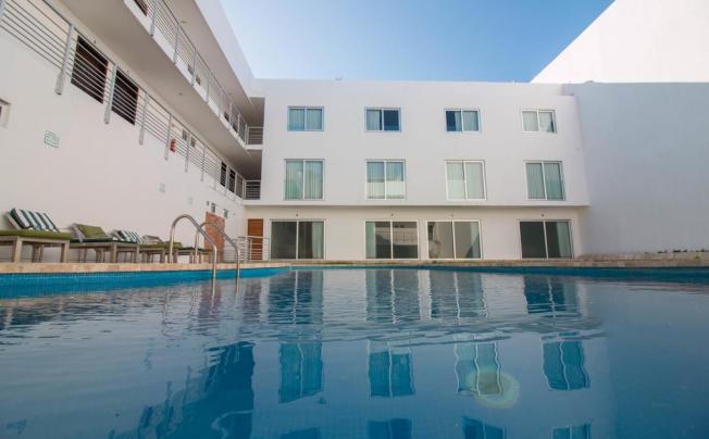 Фото отеля Playa Encantada Hotel B&b
