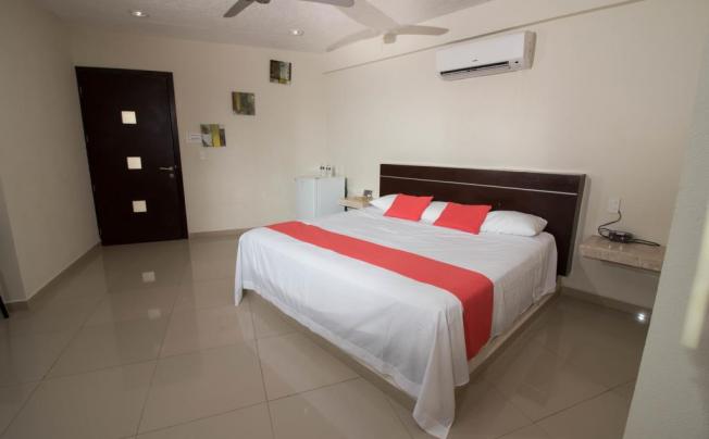 Фото отеля Playa Encantada Hotel B&b