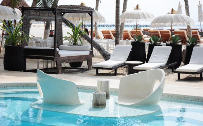 Фото отеля El Taj Oceanfront & Beachside Condos Hotel