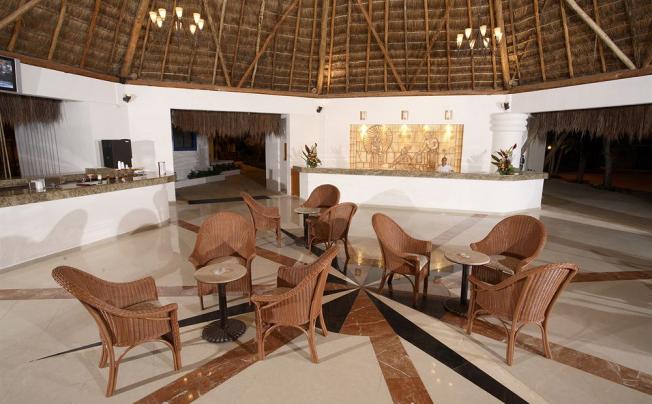 Фото отеля Real Playa Del Carmen