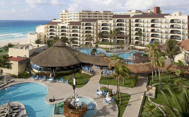 Фото отеля Emporio Hotel & Suites Cancun