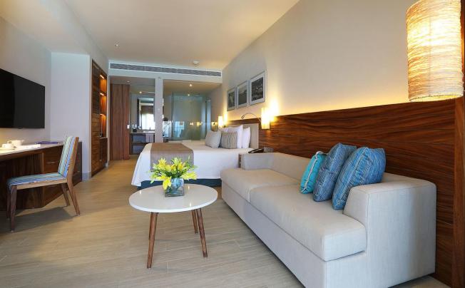 Фото отеля Emporio Hotel & Suites Cancun