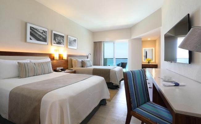 Фото отеля Emporio Hotel & Suites Cancun