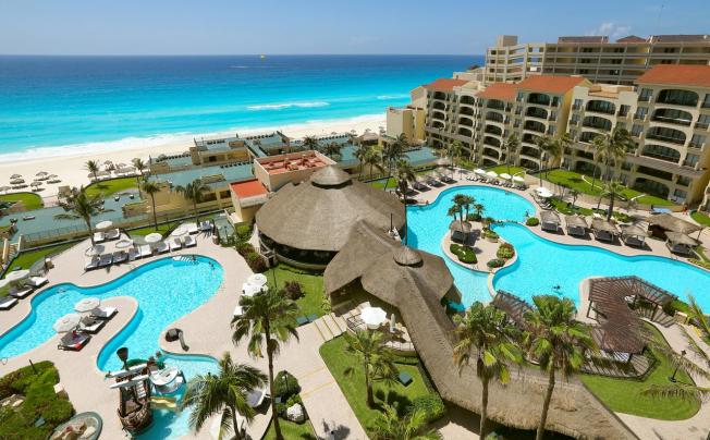 Фото отеля Emporio Hotel & Suites Cancun