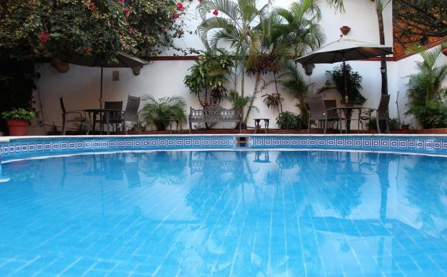 Фото отеля SUITES CANCUN CENTER