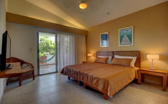 Фото отеля Riviera Maya Suites