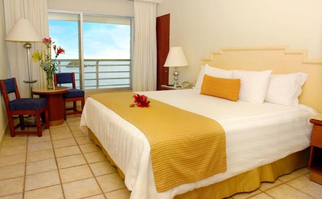 Фото отеля Emporio Ixtapa 