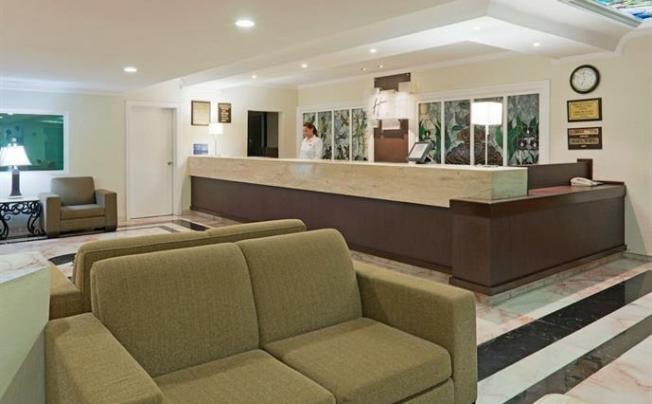 Фото отеля Holiday Inn Express Cancun Zona Hotelera