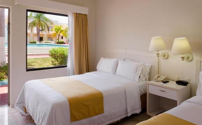 Фото отеля Holiday Inn Express Cancun Zona Hotelera