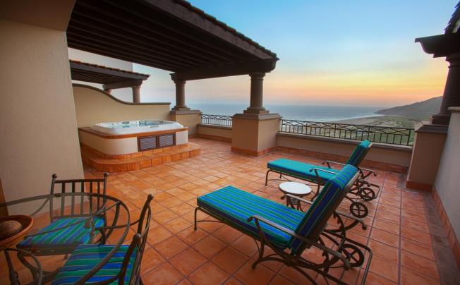 Фото отеля Pueblo Bonito Sunset Beach Golf & Spa Resort