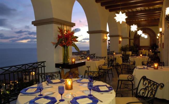 Фото отеля Pueblo Bonito Sunset Beach Golf & Spa Resort