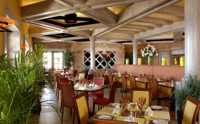 Фото отеля Pueblo Bonito Sunset Beach Golf & Spa Resort