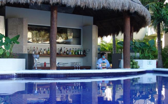 Фото отеля Laguna Suites Golf & Spa