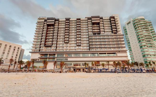 Фото отеля Royalton Chic Suites Cancun