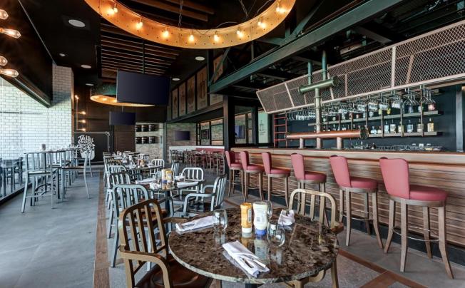Фото отеля Royalton Chic Suites Cancun