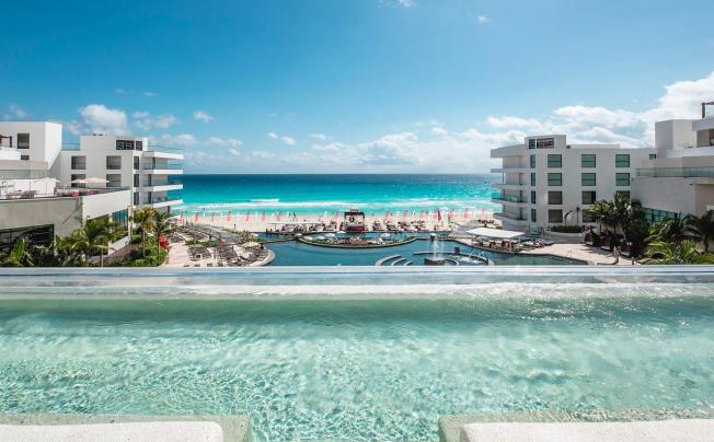 Фото отеля Armar House Resort (ex. Melody Maker Cancun; Melia Me Cancun)