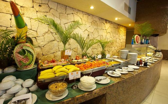 Фото отеля Moongate Hotel Playa del Carmen