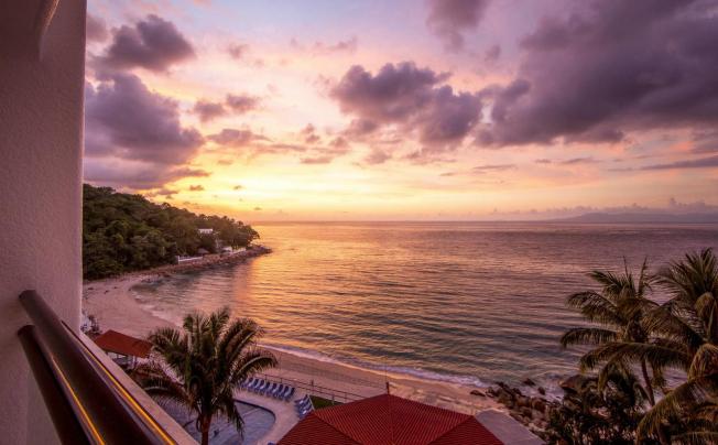 Фото отеля grand Park Royal Puerto Vallarta