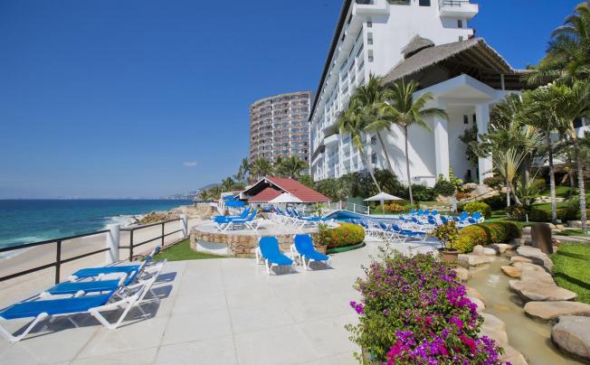 Фото отеля grand Park Royal Puerto Vallarta