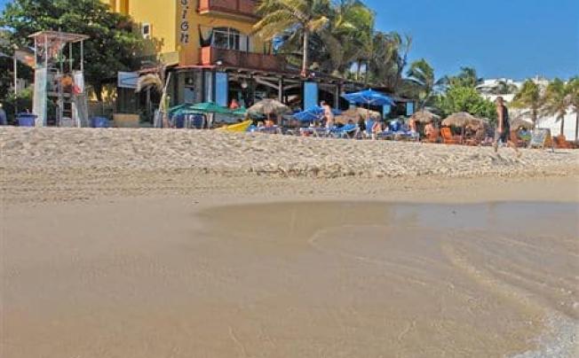 Фото отеля Fusion Beach Hotel