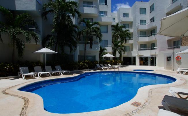 Фото отеля Ramada Cancun City