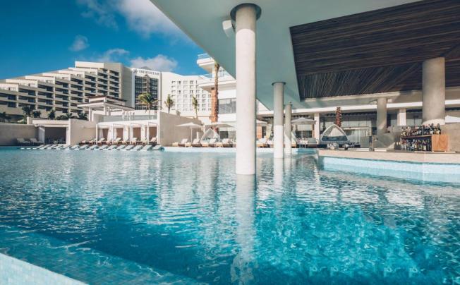 Фото отеля Coral Level At Iberostar Selection Cancun