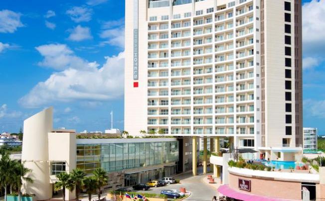 Krystal Urban Cancun Centro (ex. B2b Malecon Plaza Hotel & Convention Center)