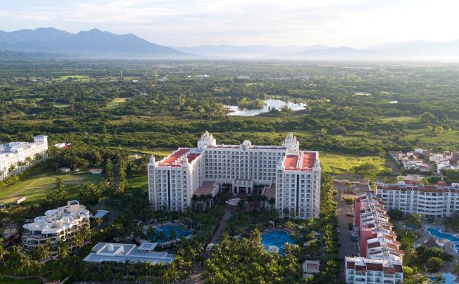 Фото отеля Riu Vallarta 