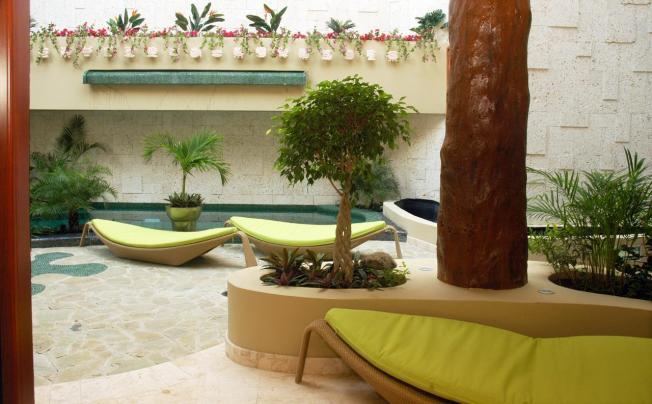 Фото отеля Maya Villa Condo Hotel & Beach Club
