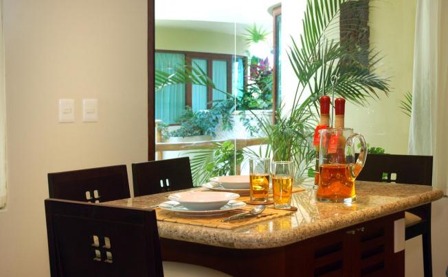 Фото отеля Maya Villa Condo Hotel & Beach Club