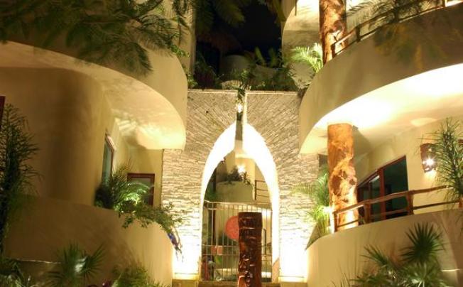 Фото отеля Maya Villa Condo Hotel & Beach Club