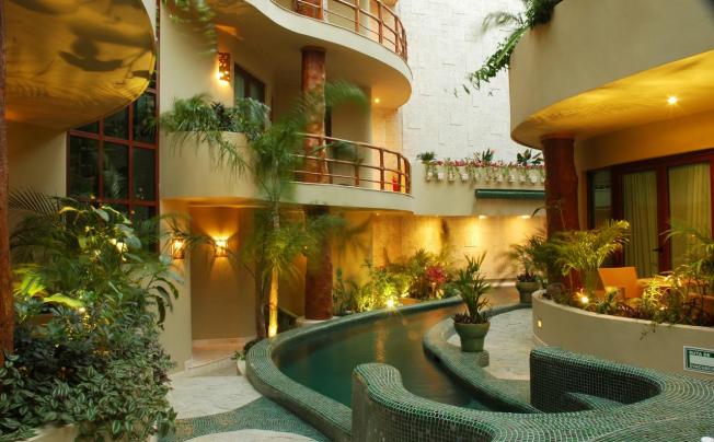 Фото отеля Maya Villa Condo Hotel & Beach Club