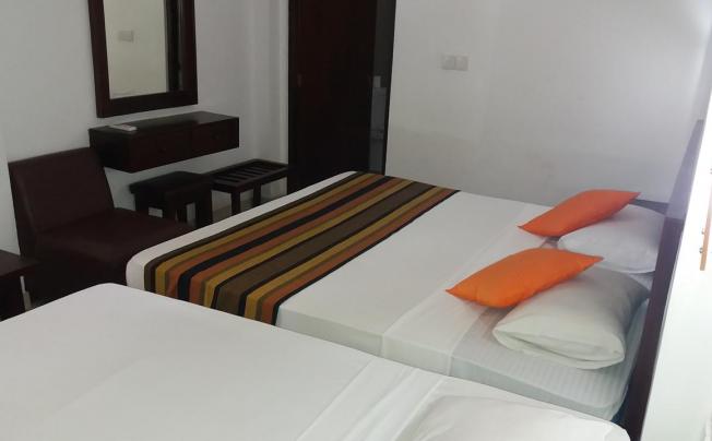 Фото отеля Lavendish Beach Resort