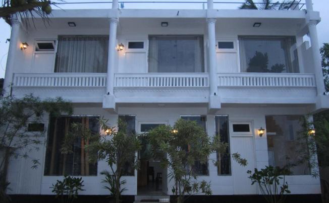 Фото отеля White Surfing Beach Resort