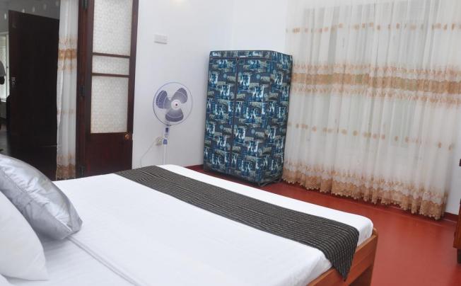 Фото отеля KURUMBA HILLS