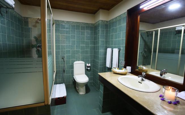 Фото отеля Randholee Resort & Spa