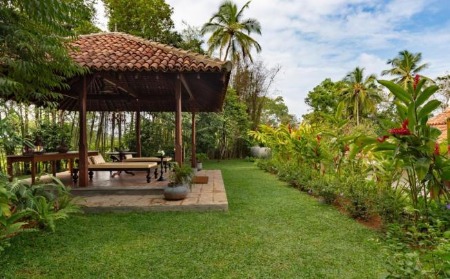 Фото отеля Taru Villas, Leela Walauwwa